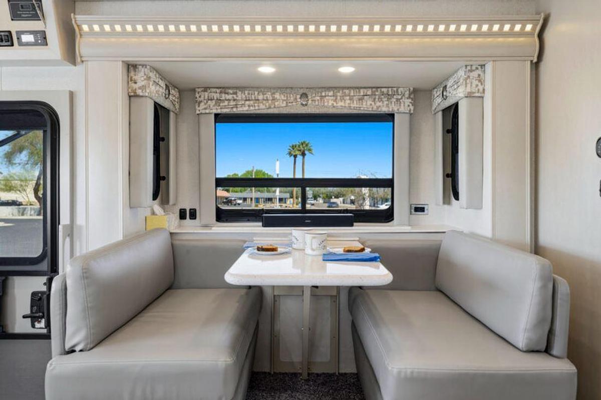 Used 2021 Newmar Bay Star 3005 Class A Motorhome