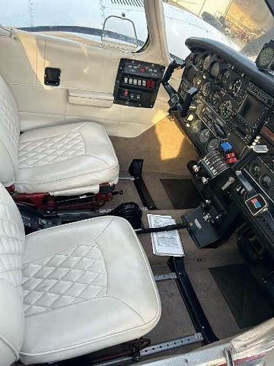 Used 1975 PIPER Seneca II