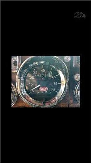 Used 2000 Peterbilt 379 Extended Hood