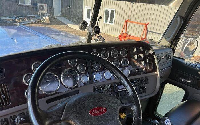 Used 2018 Peterbilt 389 Dump Truck