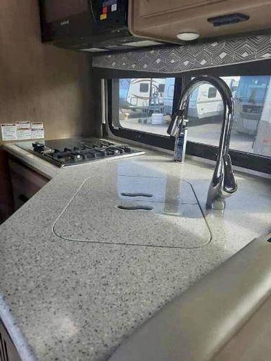 Used 2023 Thor Motor Coach FOUR WINDS 31E