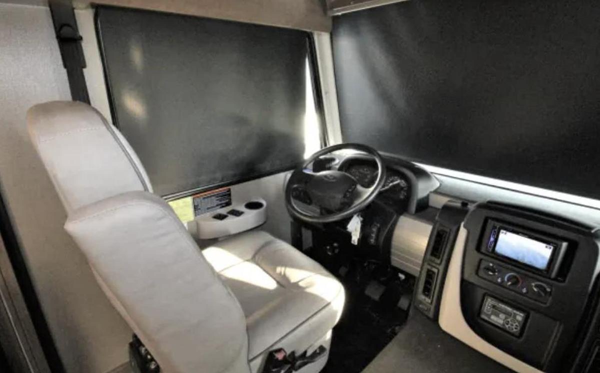 Used 2019 Winnebago Intent 29L Class A Motorhome