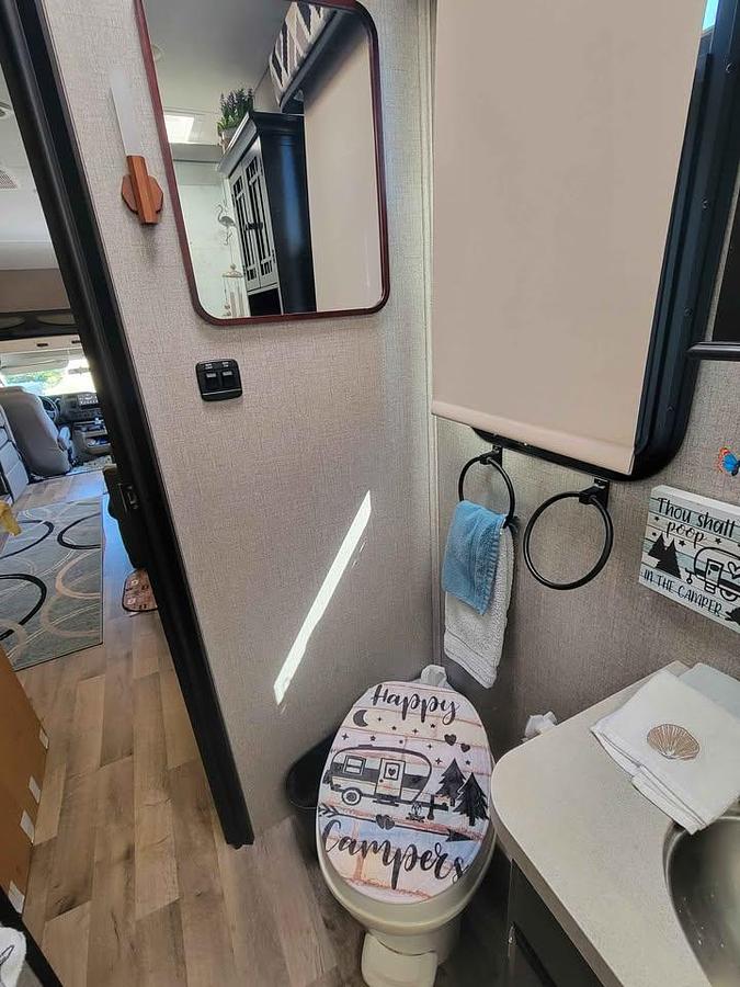 Used 2021 Jayco Greyhawk 27U