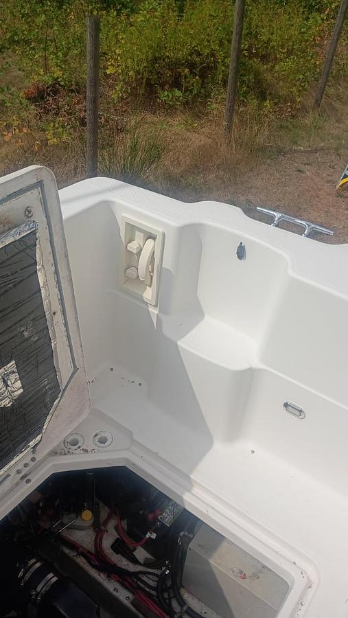 Used 1995 Bayliner Sun Bridge