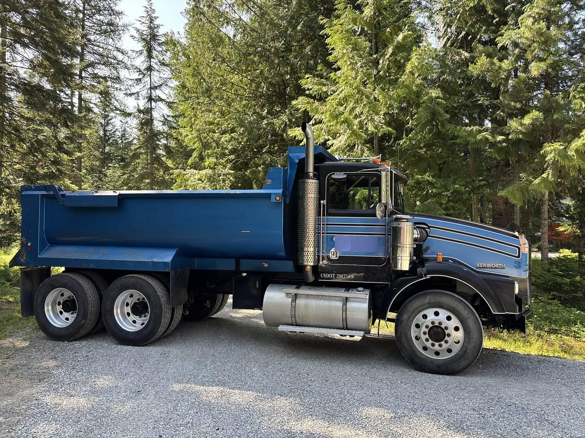 Used 1995 Kenworth T800 Dump Truck