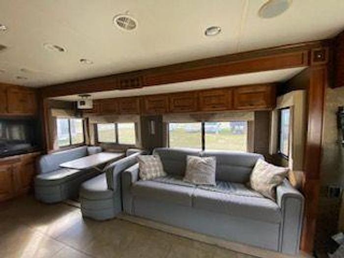 Used 2014 Tiffin Allegro Red 38QBA