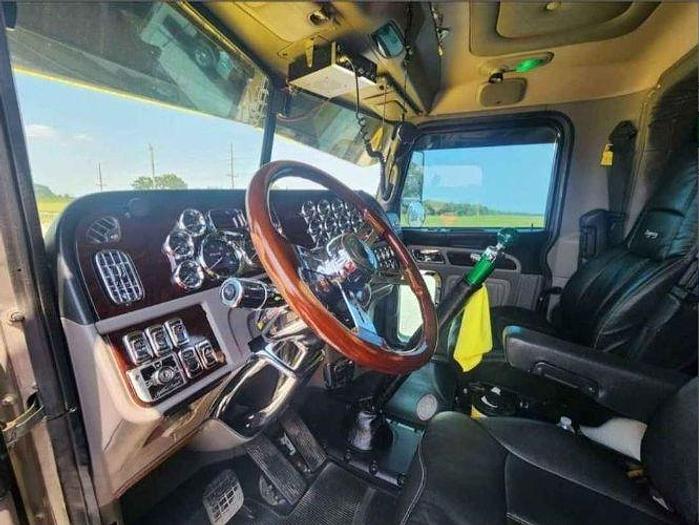 Used 2017 Peterbilt 389