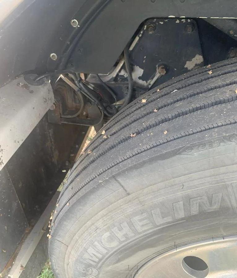 Used 1987 Peterbilt 359 Sleeper Semi Truck