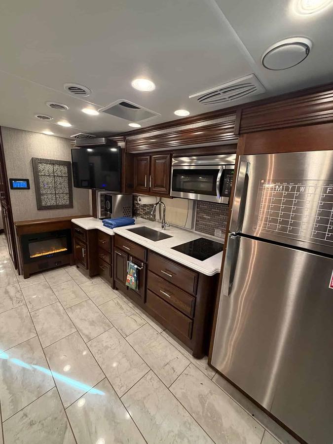 Used 2022 Forest River Berkshire 40F