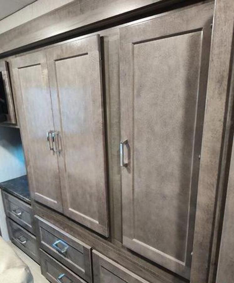 Used 2022 Winnebago Adventurer 29B Class A Motorhome