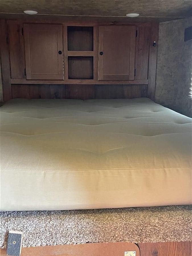 Used 2021 Lakota C7309 3 Horse Trailer with Living Quarters