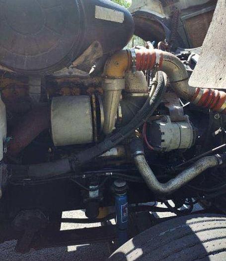 Used 2000 INTERNATIONAL Eagle 9900