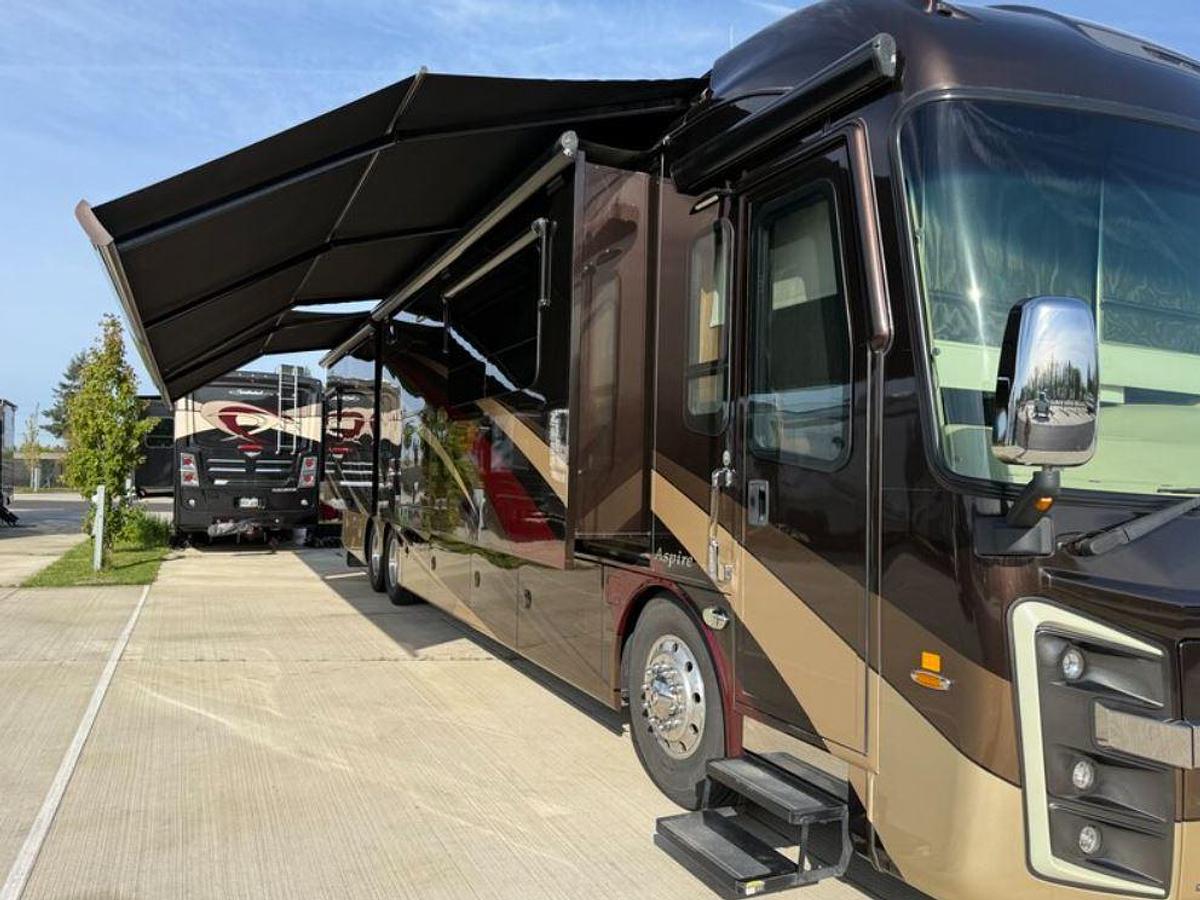 Used 2017 Entegra Aspire 42DEQ