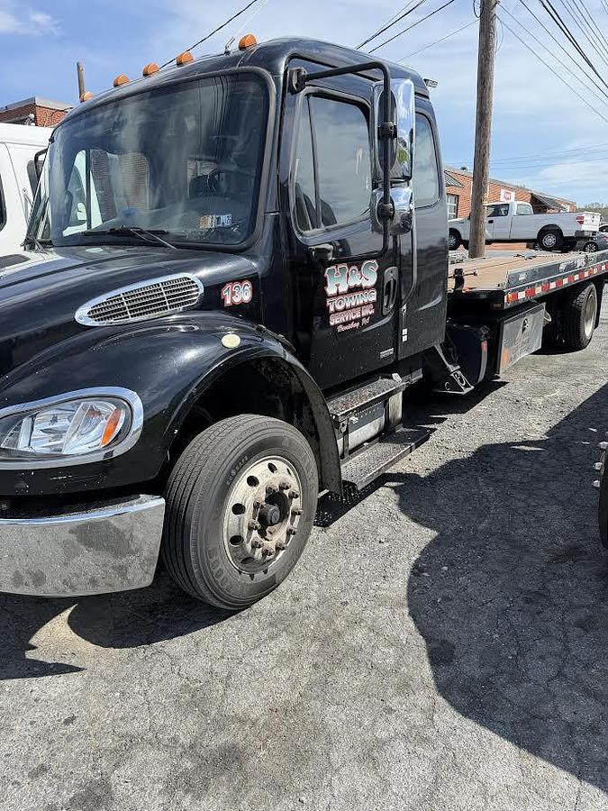 Used 2011 Freightliner M2