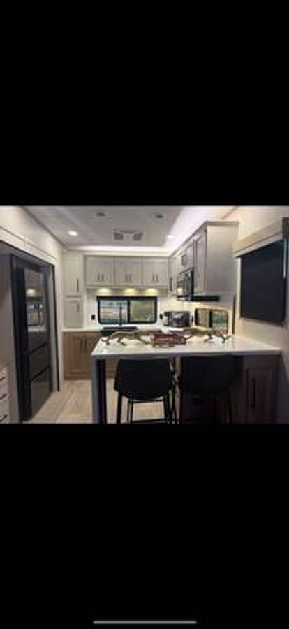 Used 2025 Forest River Sandpiper 3800RK