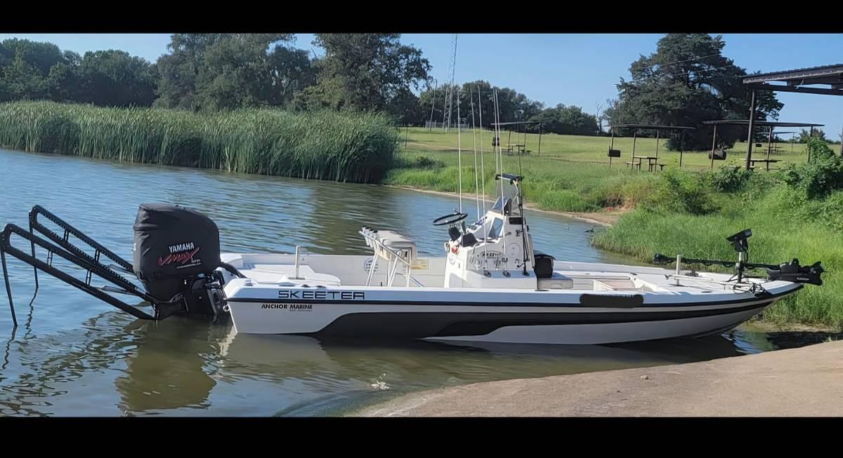 Used 2004 SKEETER ZX22 BAY