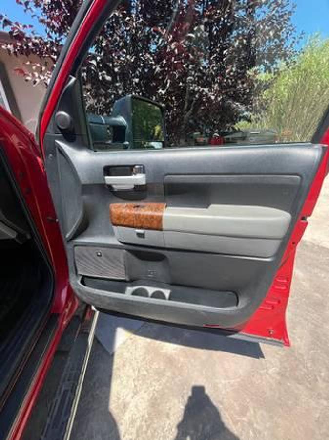 Used 2011 Toyota Tundra Limited 