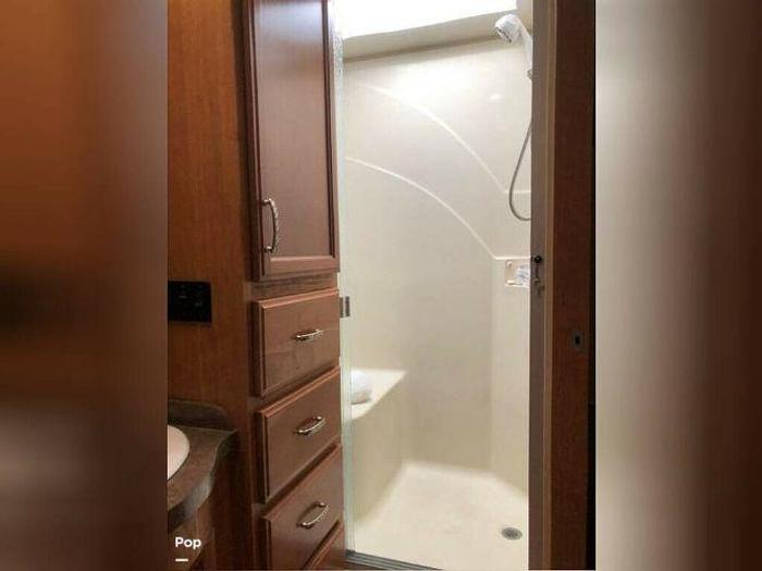 Used 2015 Fleetwood Bounder 35K