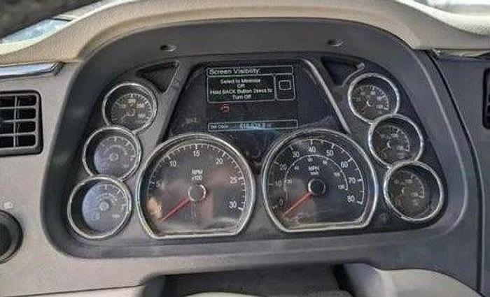 Used 2018 Peterbilt 579