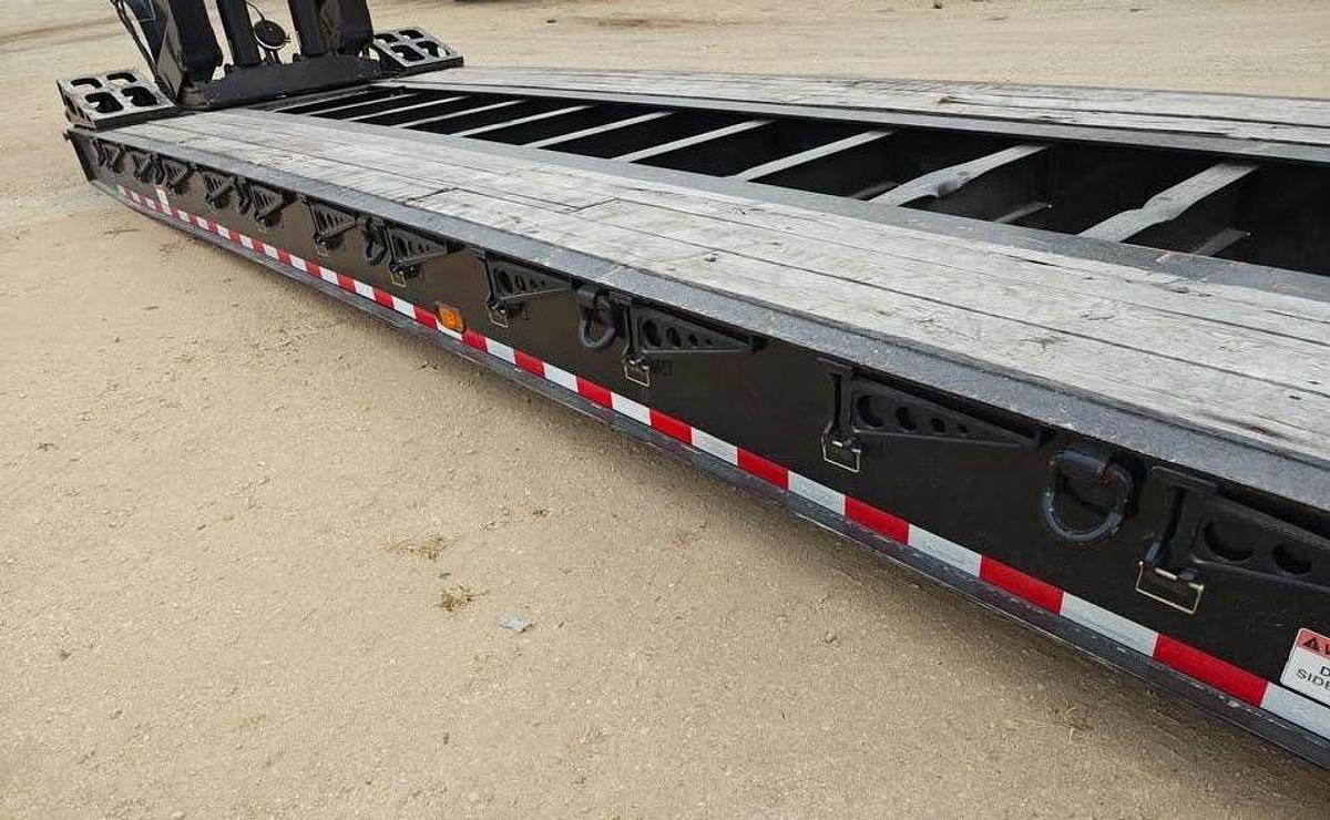 Used 2022 Kaufman Lowboy Trailer