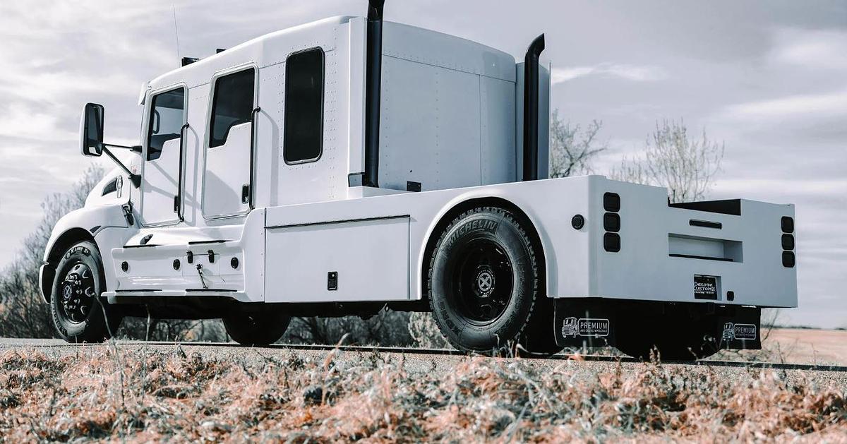 Used 2014 Kenworth T270