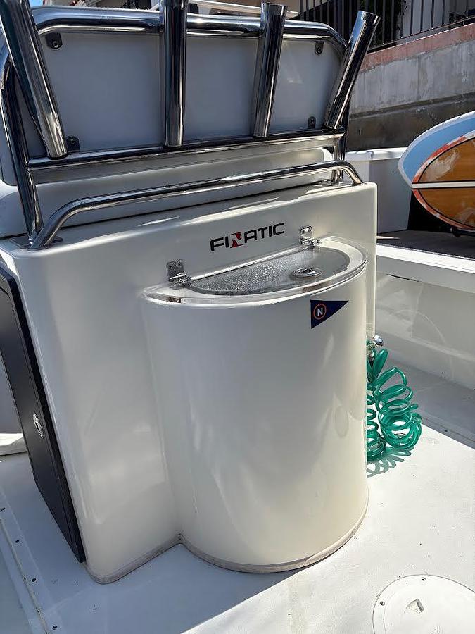 Used 1989 Boston Whaler Outrage 18'