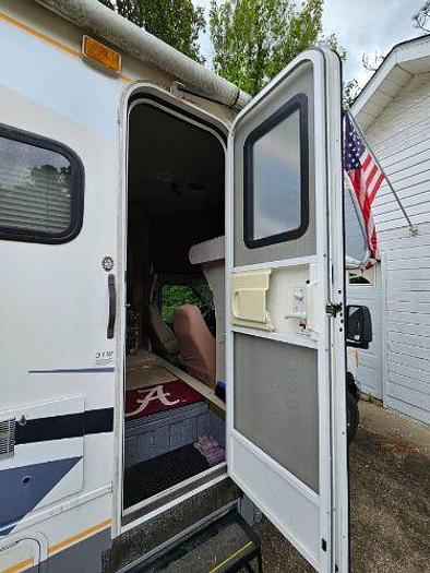 Used 2007 Fleetwood Tioga 31M