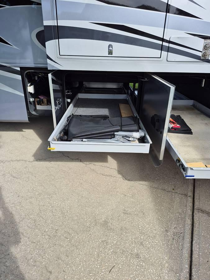 Used 2021 Tiffin Phaeton 40QBH Class A Motorhome