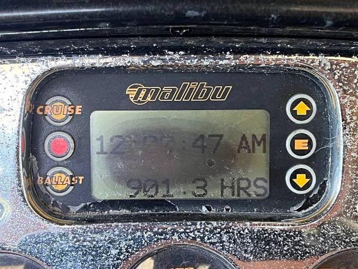 Used 2007 Malibu Wakesetter VLX