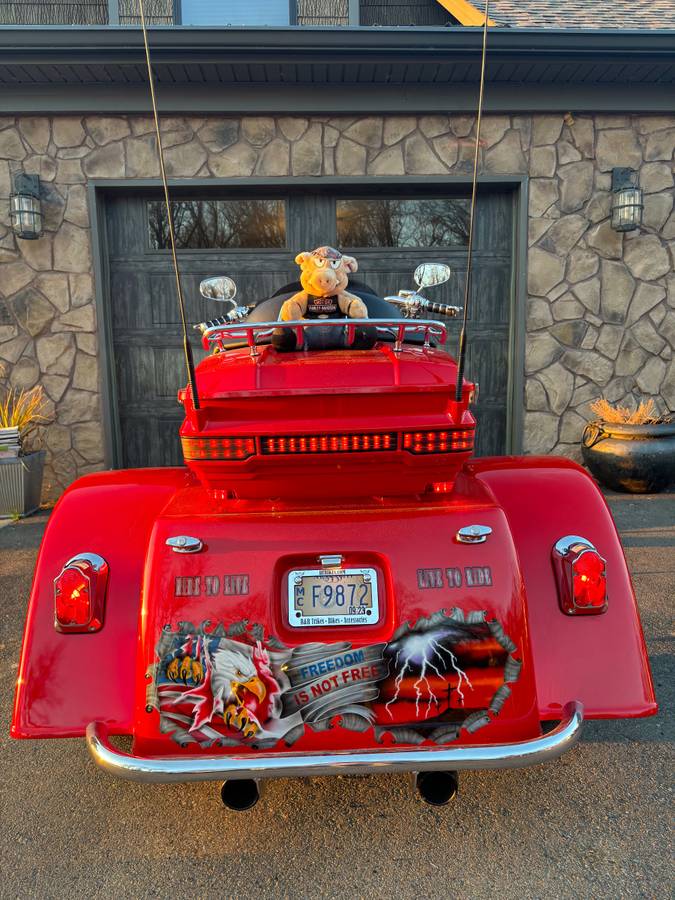 Used 2010 Harley Davidson Street Glide w/ trailer