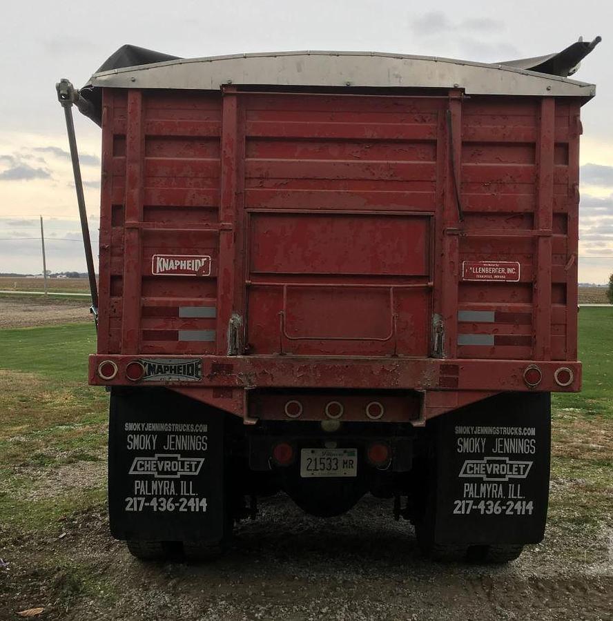 Used 1999 INTERNATIONAL 4900 Grain Truck