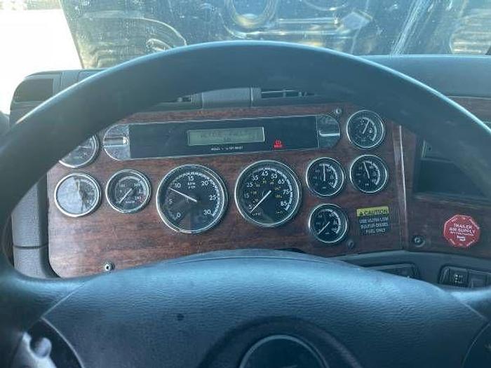 Used 2009 Freightliner Cascadia