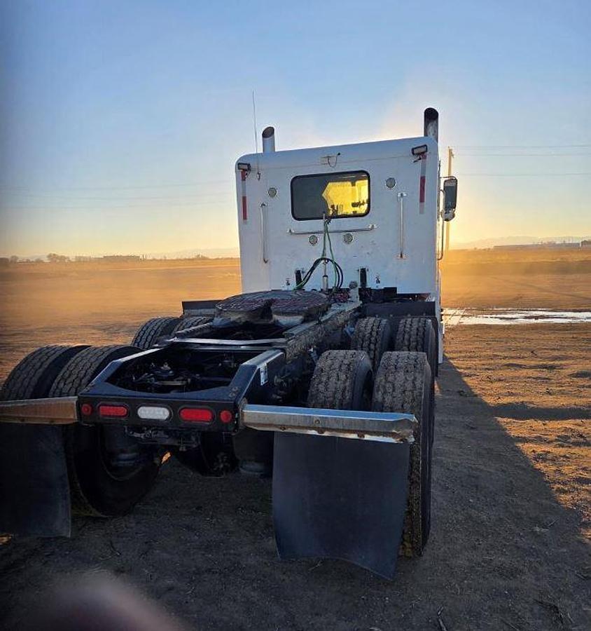 Used 2019 Peterbilt 389