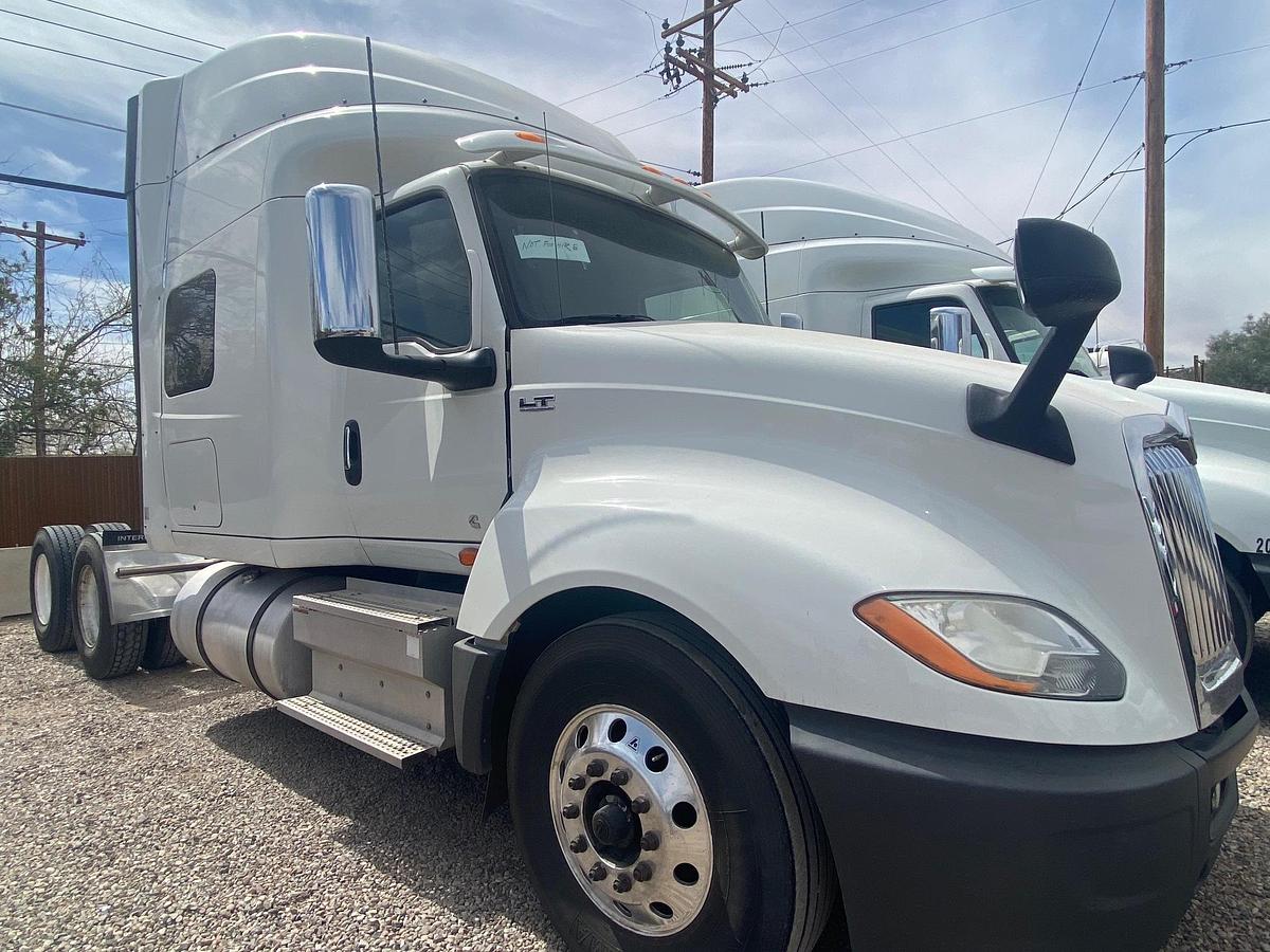 Used 2020 INTERNATIONAL LT625 Sleeper Semi Truck