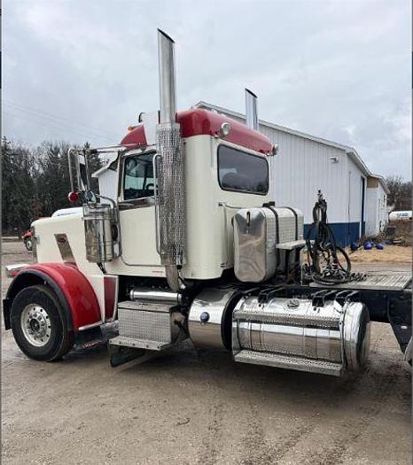 Used 2013 Peterbilt 388