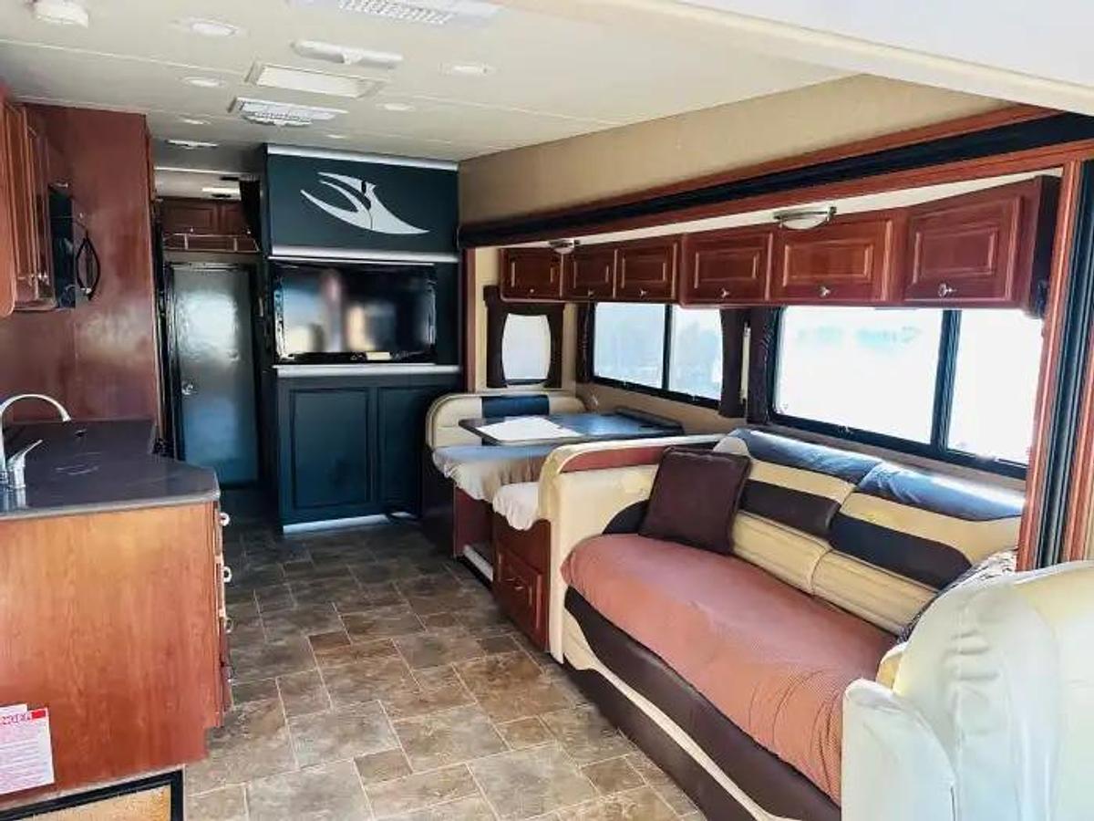 Used 2014 Thor Motorcoach Outlaw 37LS