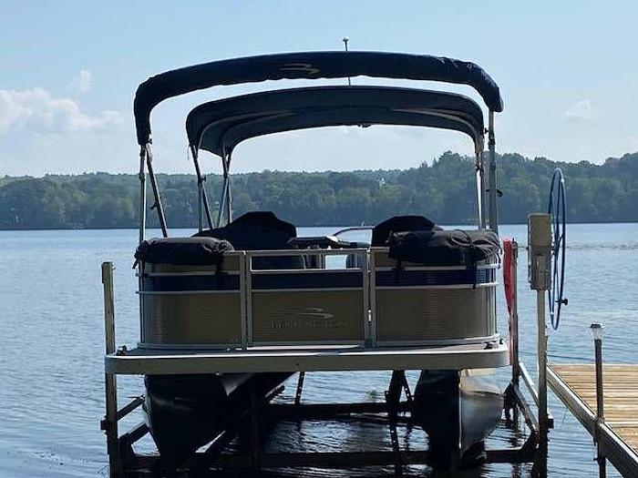 Used 2021 Bennington 23SSRSD Pontoon Boat