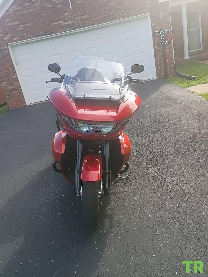 Used 2025 Harley-Davidson Road Glide FLTRX Full Dresser | Whiskey Firestorm | 117 Milwaukee-Eight | Only 5,640 Miles