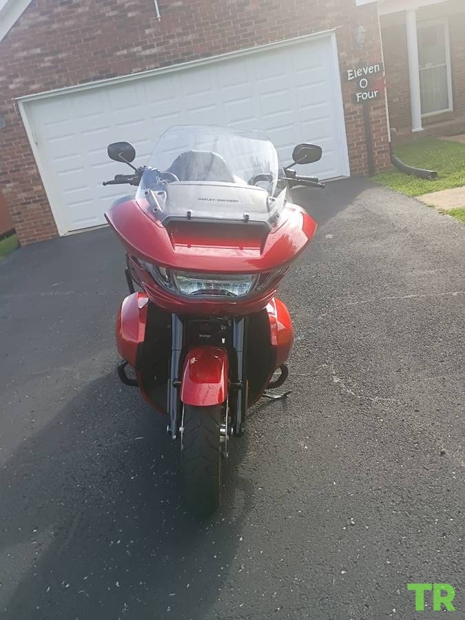 Used 2025 Harley-Davidson Road Glide FLTRX Full Dresser | Whiskey Firestorm | 117 Milwaukee-Eight | Only 5,640 Miles