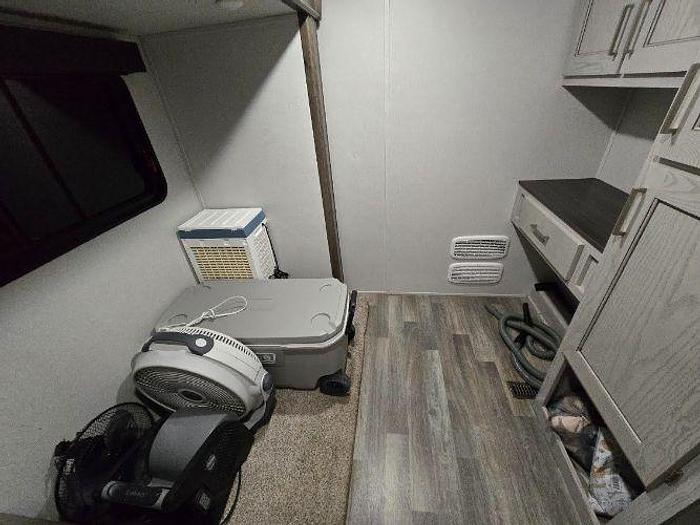 Used 2020 Keystone Montana 385BR