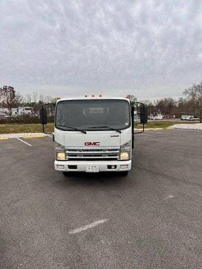 Used 2008 GMC W3500 With Seal Coat Tank