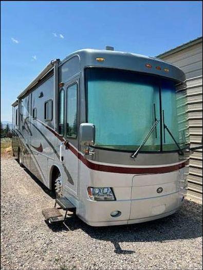 Used 2004 Travel Supreme Envoy 40DS04