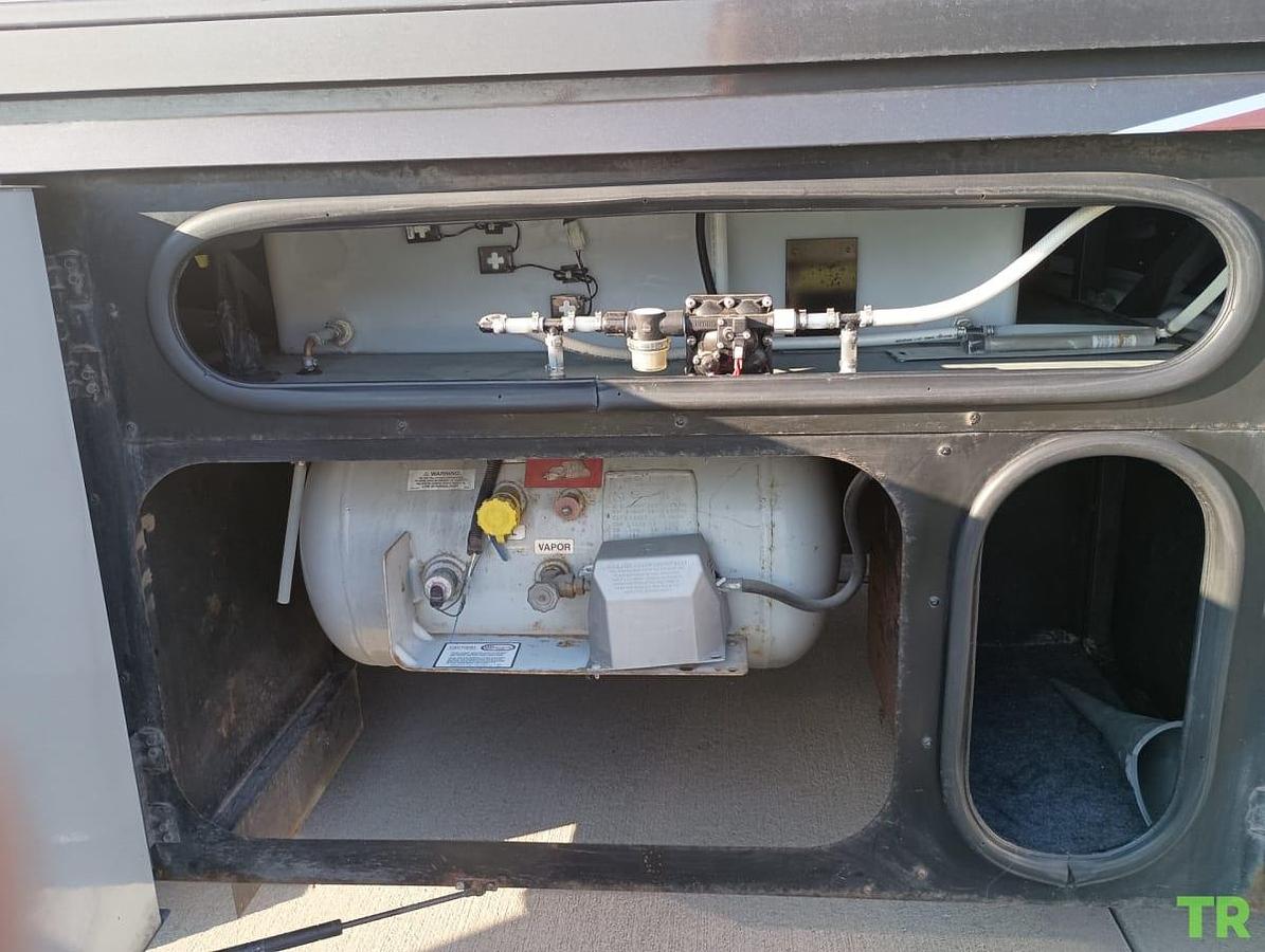 Used 2015 Winnebago Forza 34T