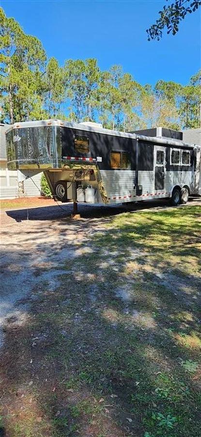 Used 2008 Dream Coach Platinum 3 Horse Trailer
