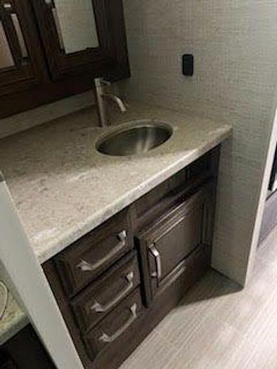 Used 2021 Entegra Esteem 30x