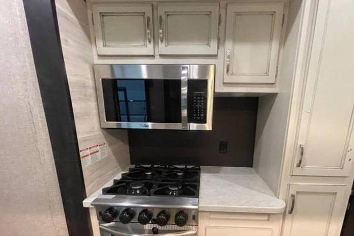 Used 2018 Jayco Jay Flight Bungalow 40LOFT