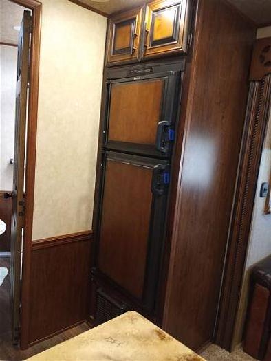 Used 2016 Bison Premier 4 Horse Trailer with Living Quarters