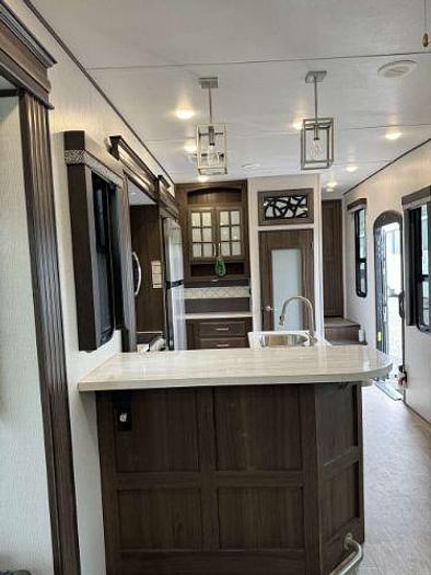 Used 2021 Keystone Avalanche 37EGK