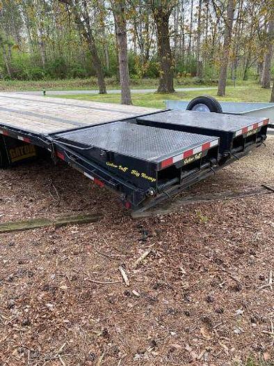 Used 2023 Gator Hotshot 40' Trailer