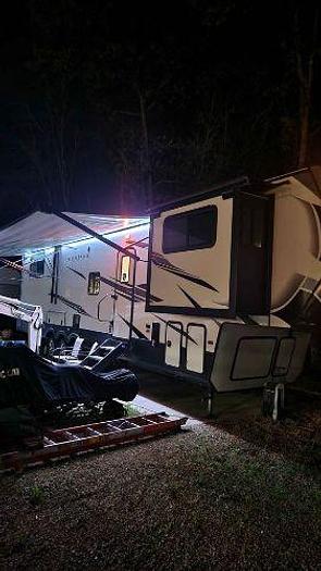 Used 2021 Keystone Montana 383TH